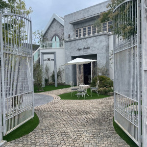 グレーの外観が今っぽくてお洒落な式場です！|755772さんのAnge・garden（アンジュガーデン）の写真(2576991)