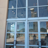 外から披露宴会場を見た外観