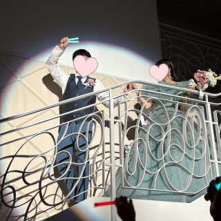 色当てクイズをやったので正解のペンライトを持って登場にしまし