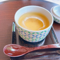 フカヒレ茶碗蒸し　出汁がとても美味しい