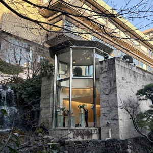 外からチャペル内の様子です|757742さんのホテル椿山荘東京の写真(2629043)