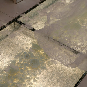 ガラスの床|757793さんのBIANCARA HILLSIDE TERRACE(ビアンカーラ ヒルサイドテラス)の写真(2555957)