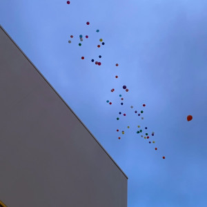 バルーンリリース|757793さんのBIANCARA HILLSIDE TERRACE(ビアンカーラ ヒルサイドテラス)の写真(2555949)