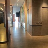 少し迷うアンダーズ入口