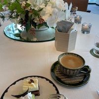 食器もクラシカルというよりもカジュアル