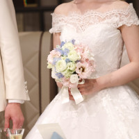 ウェディングブーケは白とピンクと水色でお願いしました