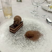 ウェディングケーキは提供せずデザートを用意してもらいました