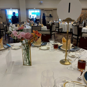 ゲストテーブル装花は10,000円/卓でした|758145さんのベルクラシック大阪の写真(2607941)