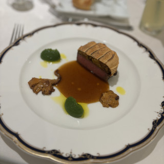 お肉料理が特に美味しかったです。