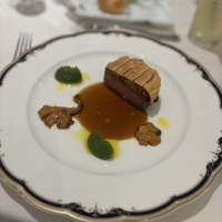 お肉料理が特に美味しかったです。