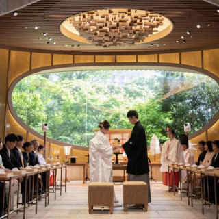庭園内神殿