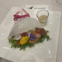 ブーケ型の前菜
味は勿論のこと見た目もかわいい。