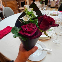 各卓の装花を持って帰っていただきました