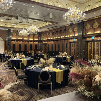 ディズニー美女と野獣モチーフの披露宴会場