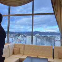 上層階ゲスト待合室から見える外の景色