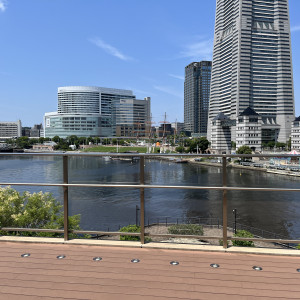 フラワーシャワー会場から外に出た時の風景|758487さんのアニヴェルセル みなとみらい横浜の写真(2476912)