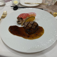 メインのお肉料理で柔らかくてとても美味しかったです。