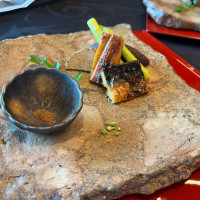 試食(このうなぎが美味しくてこの会場に決めた)