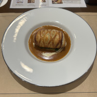 コースの一部を試食させていただき、ソースもシェフこだわりです