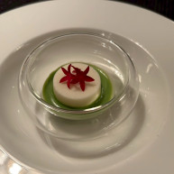 初めに出てくる料理