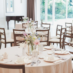 テーブルの装花|758707さんのTHE SEASON'S（ザ・シーズンズ）/テイクアンドギヴ・ニーズウェディングの写真(2580325)