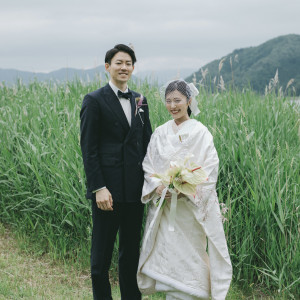 湖畔での挙式前撮影
雨の中の雰囲気ある写真がお気に入り|758719さんのwedding norm.の写真(2479547)