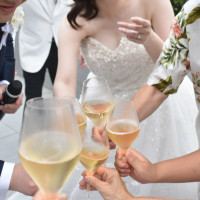 テラスでの乾杯