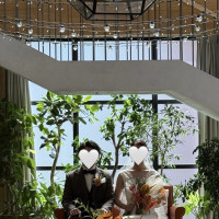 メインテーブル、大階段側の観葉植物。