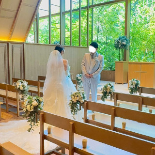 ファーストミート時の写真です。正面の自然の緑が綺麗でした！
