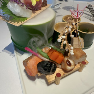 前菜　ドライアイスの演出