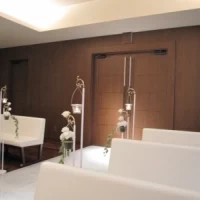 チャペルの入口。ここから新郎新婦入場。