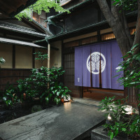 河文といえばこの暖簾