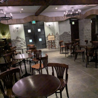 ワインセラーをイメージされたお部屋。とても良い雰囲気です。