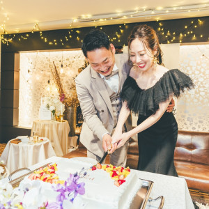ケーキ入刀|759062さんのWedding Space Lover’s Mahalo（ラバーズ マハロ）の写真(2480113)