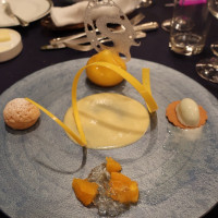 エクラの料理のデザートです