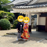 庭で記念撮影