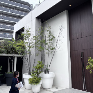 挙式場の扉前