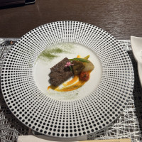 岩塩や柚子胡椒など自分好みにいただけます。