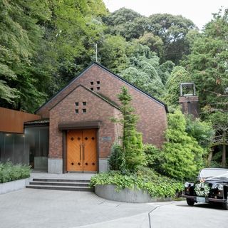 特別車に乗って、チャペルへ向かいました