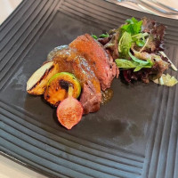 お肉料理が絶品でした