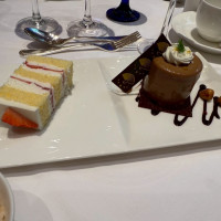 ウェディングケーキと最後のデザート
