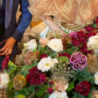 お花は最低限のボリュームでもとても華やかで可愛いです