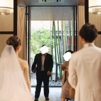 受付担当者にお車代他を渡すために会えました