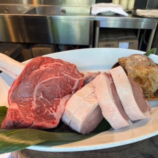 ビュッフェの料理