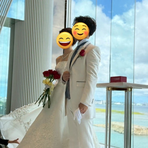 新郎新婦入場|759873さんのヴォヤージュ ドゥ ルミエール北谷リゾートの写真(2483688)