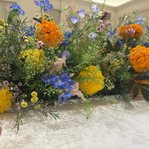 テーブル装花|759908さんのベイサイド迎賓館（松山）/テイクアンドギヴ・ニーズウェディングの写真(2483922)