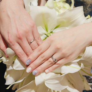 ユリのブーケと結婚指輪|759923さんの藻岩シャローム教会の写真(2498117)