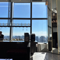 ゲスト待合スペース。景色が綺麗です。