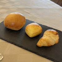 3種類の焼きたてパン
