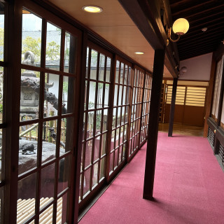 挙式会場への通路